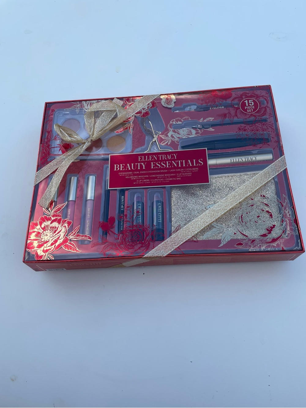 Ellen Tracy Luxurious 15 piece Beauty Essentials Set host pick gift set